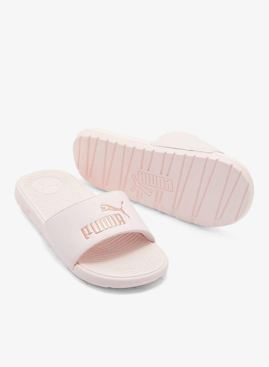 Make the most out of your lounge days with this pair of slippers. - Image 3