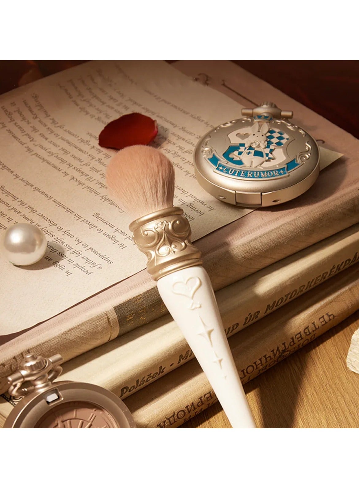 Powder Blusher Color Brush Fluffy And Even Powder Round Head Brush Is Applied Three-dimensional - Image 3