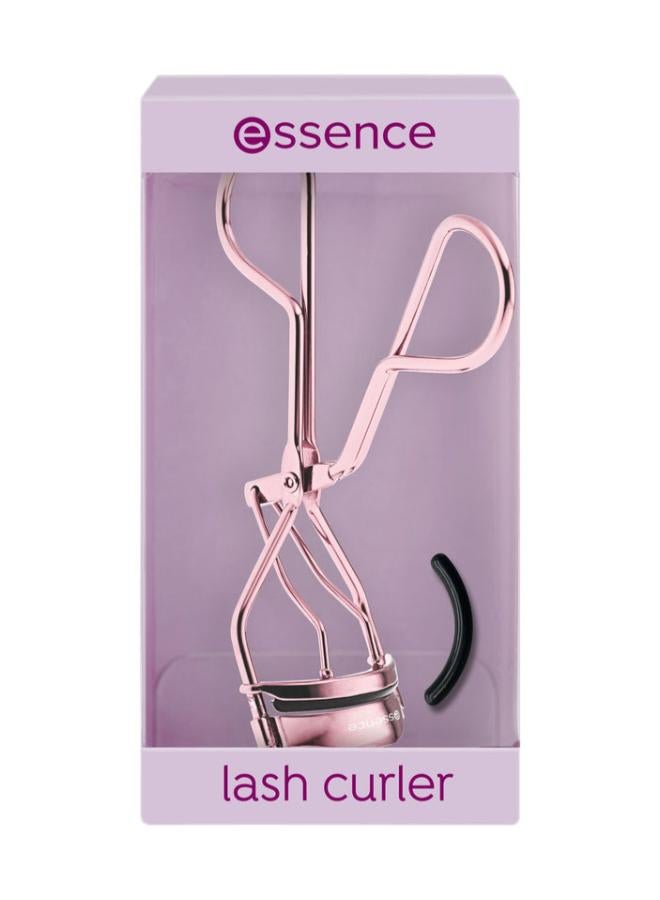 Must-have for a perfect eye look: The essence lash curler 01 All the way up is easy to use and - Image 2
