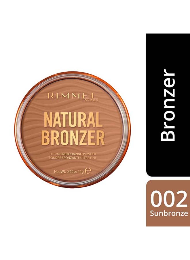 Natural Bronzer from Rimmel London gets you bronzed naturally with its ultra-fine formula. The soft - Image 2