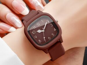 1pc Women'S Silicone Watch Minimalist Square Dial with Large Easy-to-Read Numbers, Brown Strap