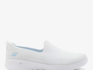 Take your outfit to the next level with these shoes.
