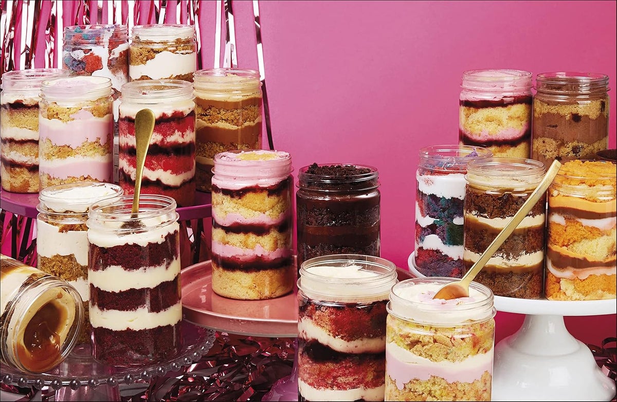 The Finch Bakery Book: Sweet and simple homemade treats and showstopper celebrat