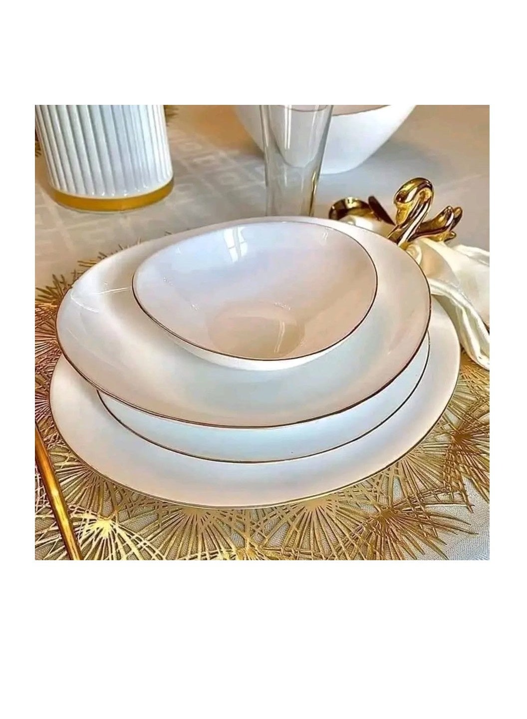 Houzi 20 Pcs Gold line Opal ware Dinner set 6 x dinner plate 6 x dessert plate 6 x bowl 1 x serving bowl 1 x serving plate - Image 4