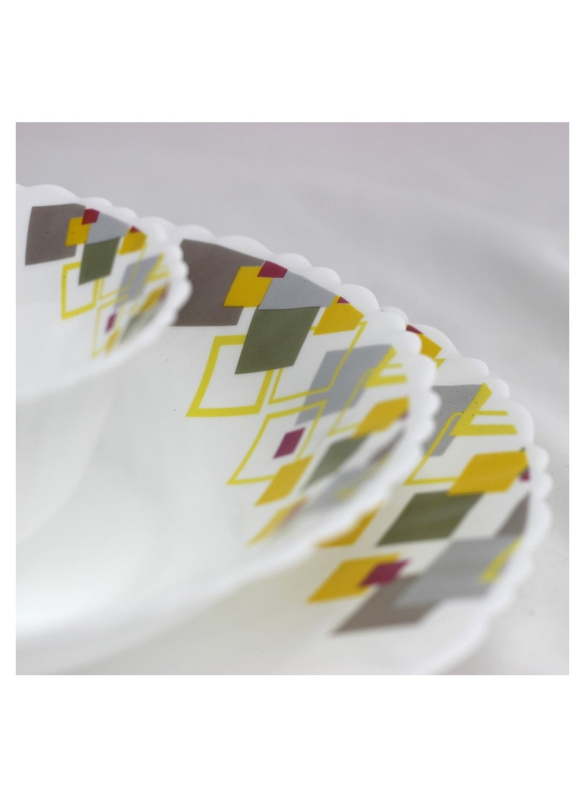 Melrich 12 Pcs Opal ware Dinnerware set 4 x Dinner plate 4 x Dessert Plates 4 x Bowls Dishwasher Microwave safe Scratch Resistant - Image 6