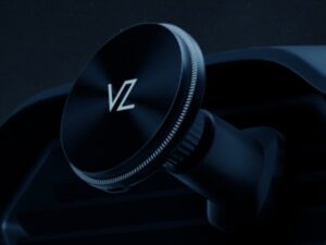 VOZ 15W Wireless Magnetic Car Charger with Holder - VCH5